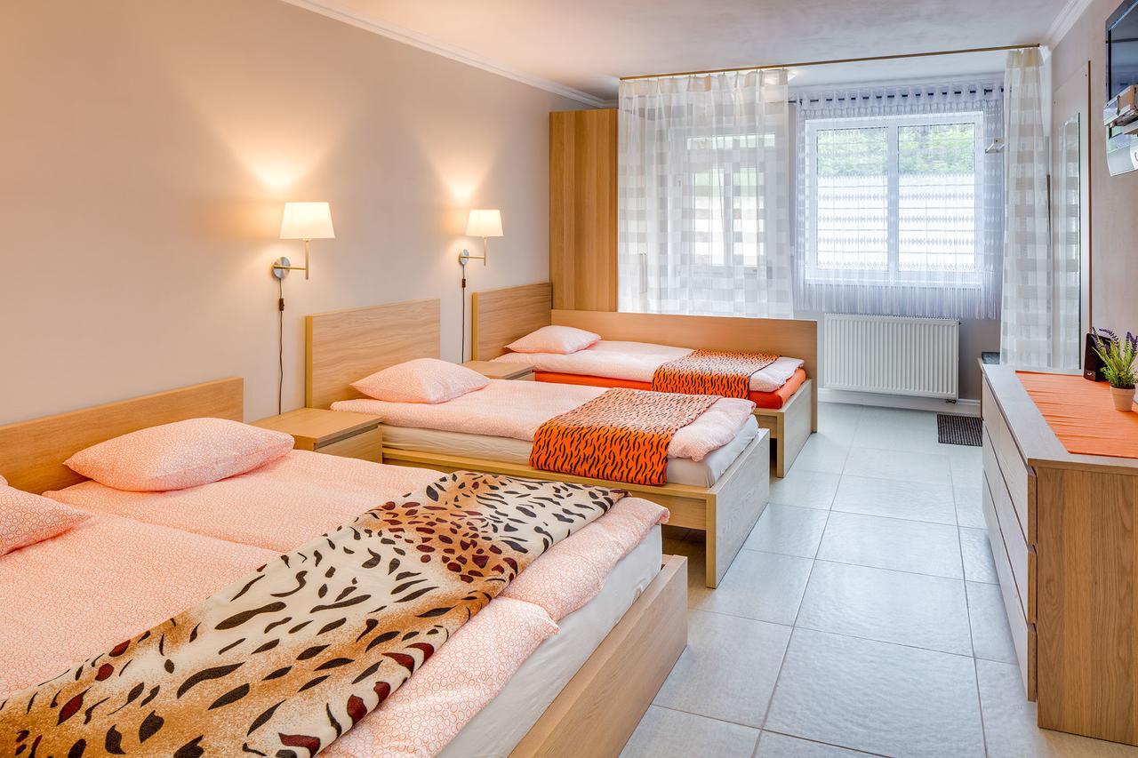 Apartements Studio 964 Líbeznice Eksteriør billede